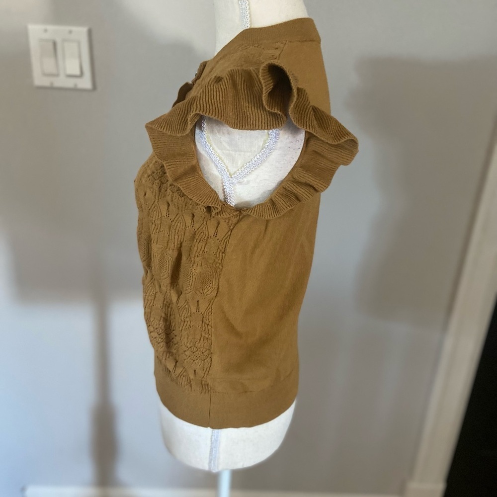 Who What Wear Sleeveless Ruffle Sweater - Picture 6 of 9